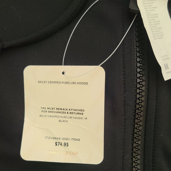 NWT - Fabletics black cropped hoodie zip-up, light weight jacket - Picture 5 of 9